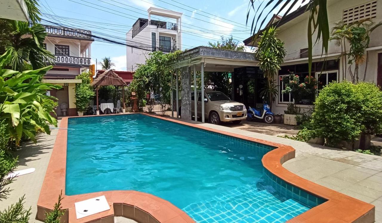 Villa Sisavad Guesthouse Vientiane Esterno foto